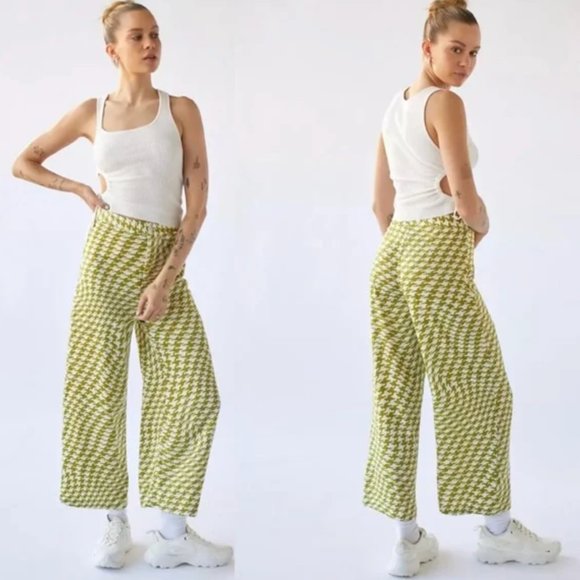 Urban Outfitters Pants - Urban Outfitters | NWT Olympia Printed Pant